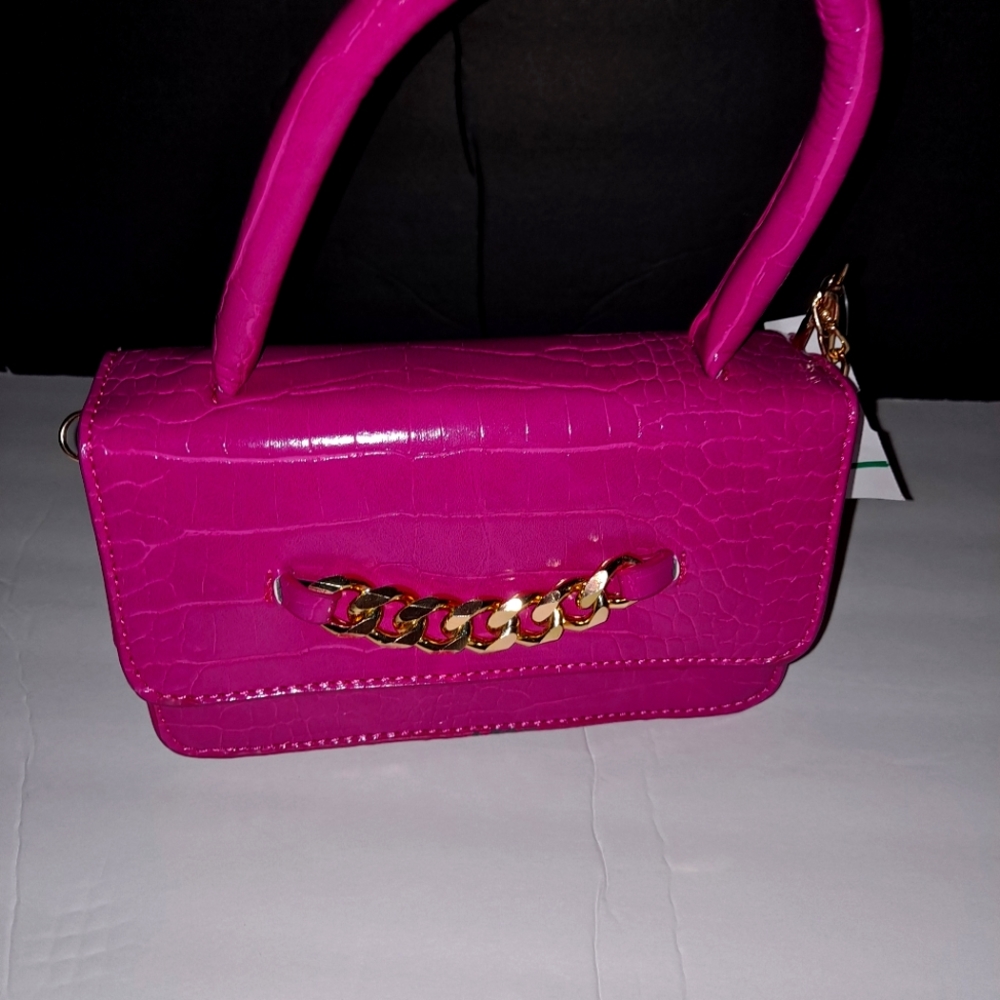Crossbody wristlet bag